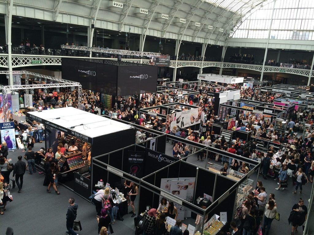 How To Stand Out In The Crowd At Marketing And Trade Shows