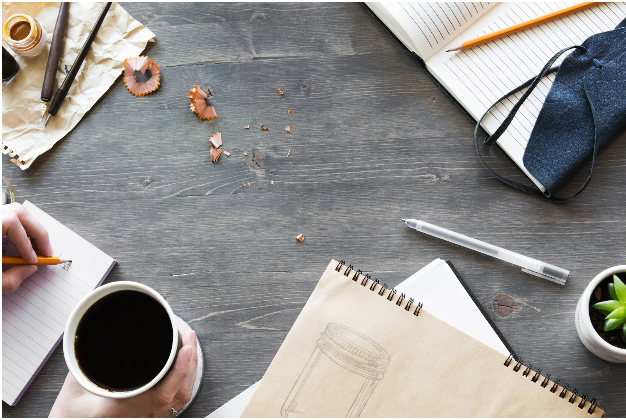 Distinguish between work and play